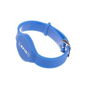 Prispôsobený náramok z PVC mäkkej gumy RFID náramok OEM