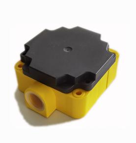 Sériový port RS232 AGV vozík medzník RFID snímač manipulačný robot polohovanie RFID tag čítačka