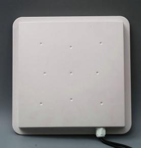 2,4G RFID čítačka pre domácu školu pre dobytok a ovce Inteligentná čítačka ušných značiek s aktívnym polohovaním pre chov zvierat