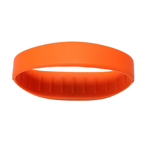 RFID silikónový stredne plochý náramok 3