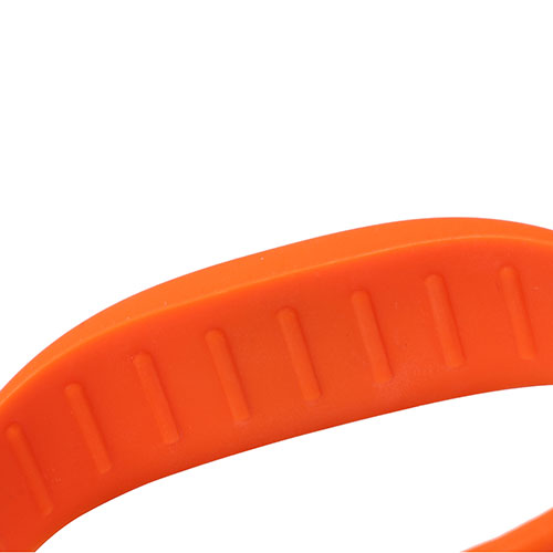 RFID silikónový stredne plochý náramok 5