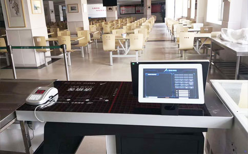 RFID samoobslužné stravovacie riešenie 3