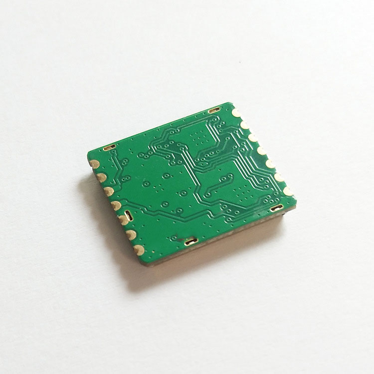 Malý RFID modul čítačky/zapisovačky vstavaná vstavaná UHF RFID karta čítací výkon 26dbm frekvencia 915 MHz 3