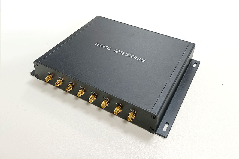 UHF RFID čítačka rozdelená na viac kanálov na dlhé vzdialenosti čítačka kariet pasívna čítačka elektronických štítkov 5